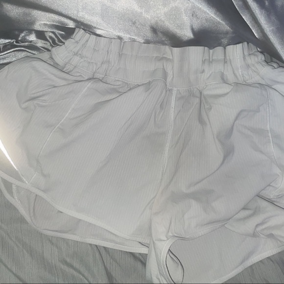 lululemon athletica Pants - lulu lemon hotty hot low rise size 14